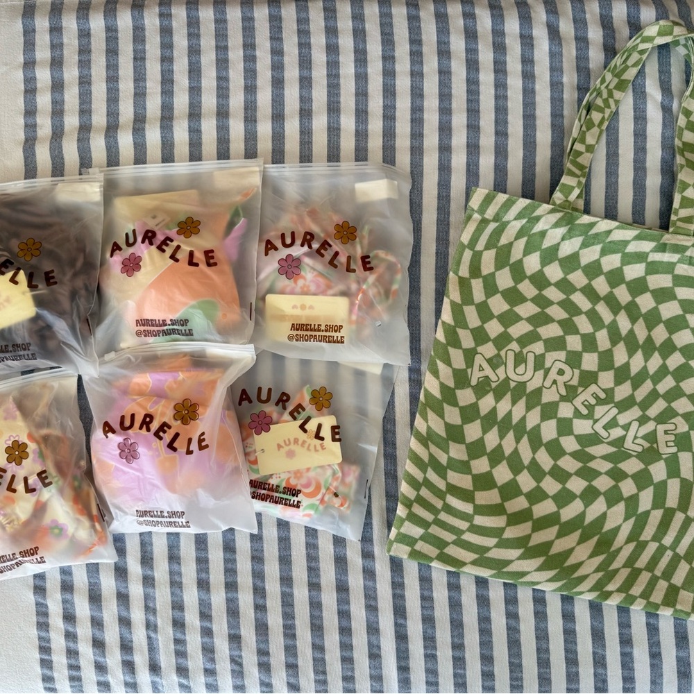 Aurelle Groovy 5 Bikinis and Tote